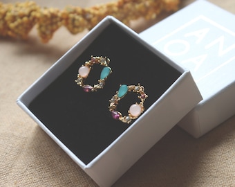 Flower Earring • Gold Floral Earring • Dainty Floral Earring • Minimalist Earring • Bridesmaid Gift • Christmas gift girlfriend woman