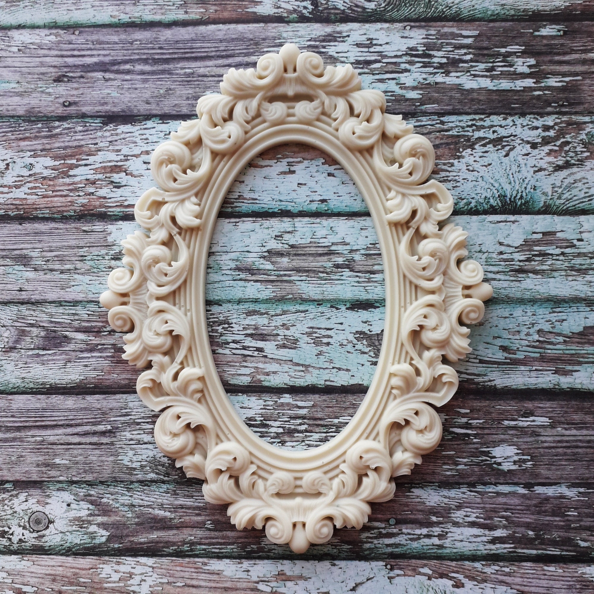 Rococo Frame for sale Only 4 left at 60