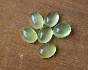 AAA Prehnite Oval Cabochons: Natural Gemstones (7x9mm, 5 Pcs)
