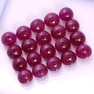 Natural Indian Ruby Round Cabochons, AAA Untreated Gemstones (4-10mm)