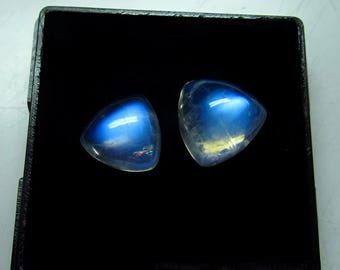 天然レインボームーンストーンカボション：9mmトリリオンジェムストーン、AAA+品質ペア2個