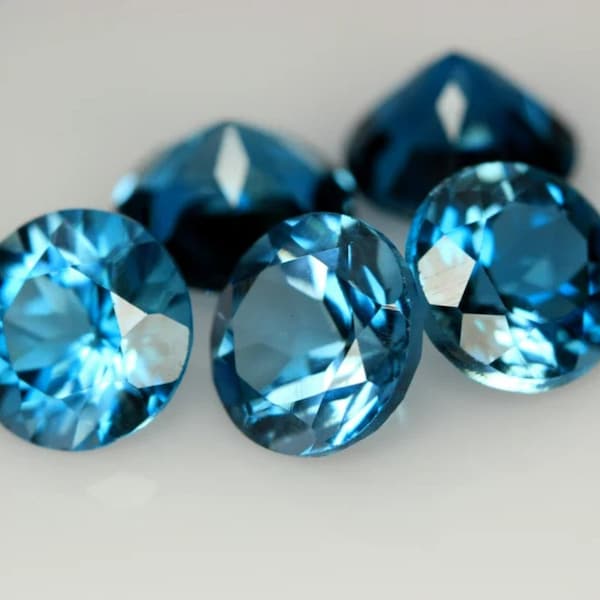 5 piezas AAA+ de alta calidad 6 mm-14 mm Londres azul topacio doblete piedras preciosas facetadas redondas / AAA+ piedras preciosas de cuarzo de topacio azul de alta calidad /