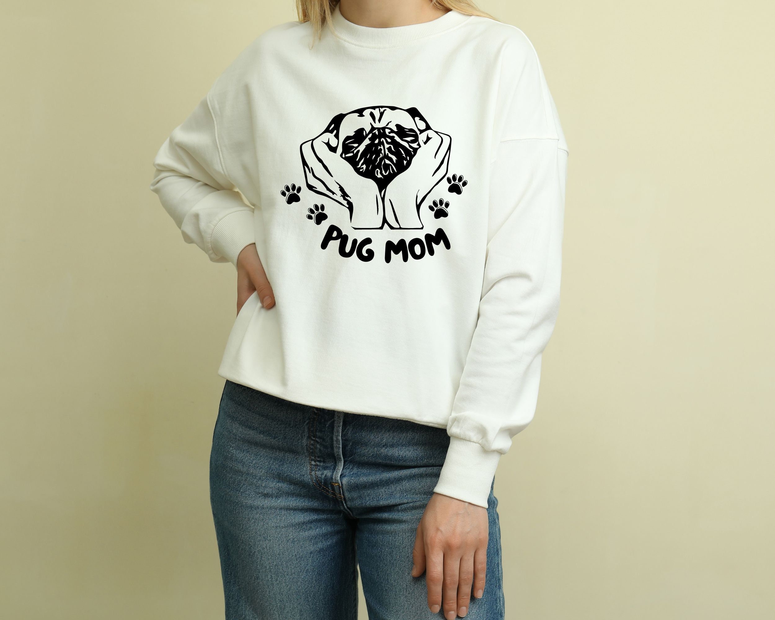 Pug Mom Png Pug Svg Pug Mom Shirt Png Paw Print Svg Pug - Etsy