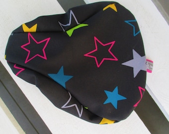 Saddle protection Softshell medium, black with different colored stars, PLEASE specify dimensions!