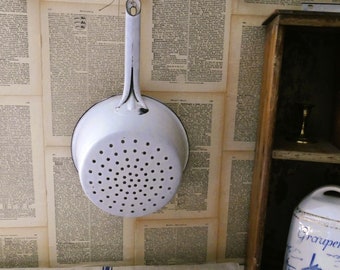 Old kitchen sieve, carbon copy, white enamel, shabby, decoration, country house, prop