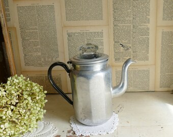 Old pot from the 30s, coffee pot, teapot made of sheet metal, 1930s, pot, shabby, country house, French