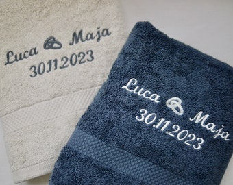 2 personalized towels or 2 shower towels for the wedding, towel set, wedding gift, embroidered rings