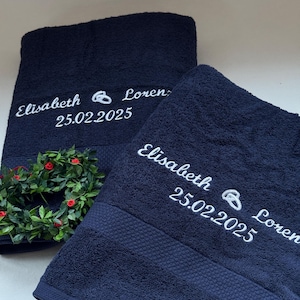 2 personalized towels or 2 bath towels for the wedding, towel set for the bride and groom, wedding gift, embroidered rings