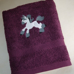 personalized towel, shower towel HORSE berry-colored, embroidery horse, embroidered children's towel with name, gift idea child image 5