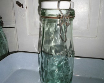 MERCURY 1 L french. STORAGE GLASS with ceramic lid, pressed glass