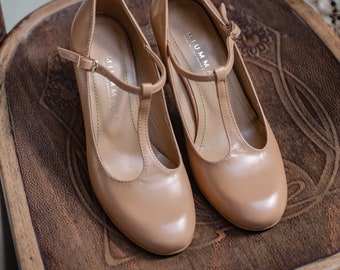Retro style full grain beige leather, mary jane heels shoes, retro style shoes,  boho bride, boho weeding