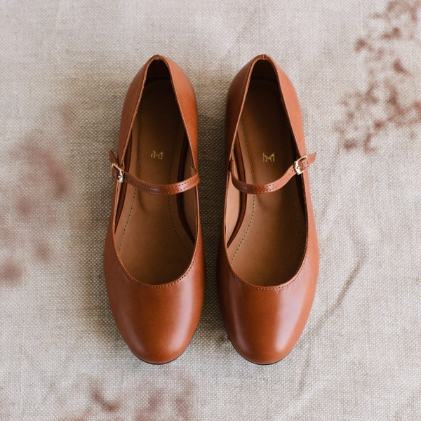 Mary-Jane cognac brown genuine leather shoes, round toe flat shoes, retro style ballet flats, brown shoes, ballerinas, nature lover