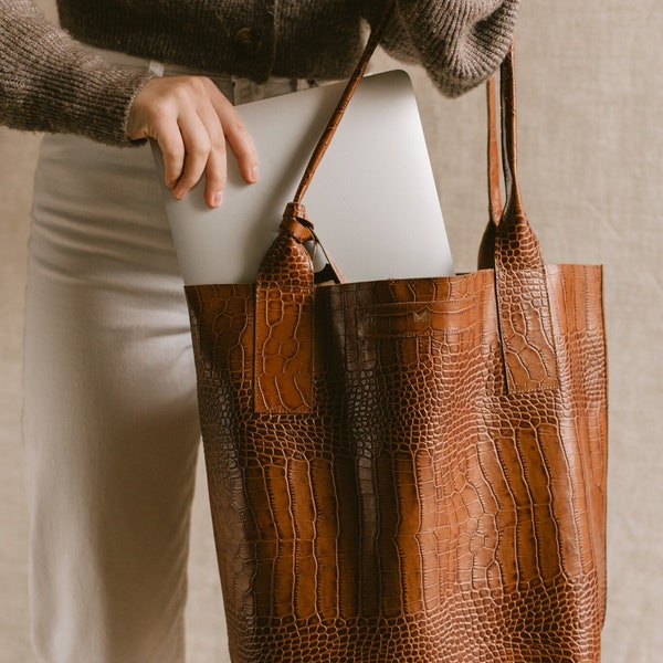 Shopper Bag, simple, raw-finished leather bag in a minimalistic style, crocodile embossed leather, leather shoulder bag