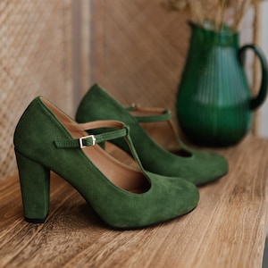 Retro style natural bottle green suede leather, t-bar shoes, high heels, gift for her, boho style shoes, classic wedding image 4