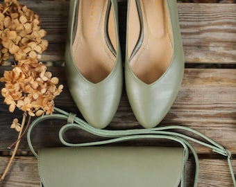 Natural classic full grain olive leather Mary Janes, gift for her, boho style shoes, nature lover