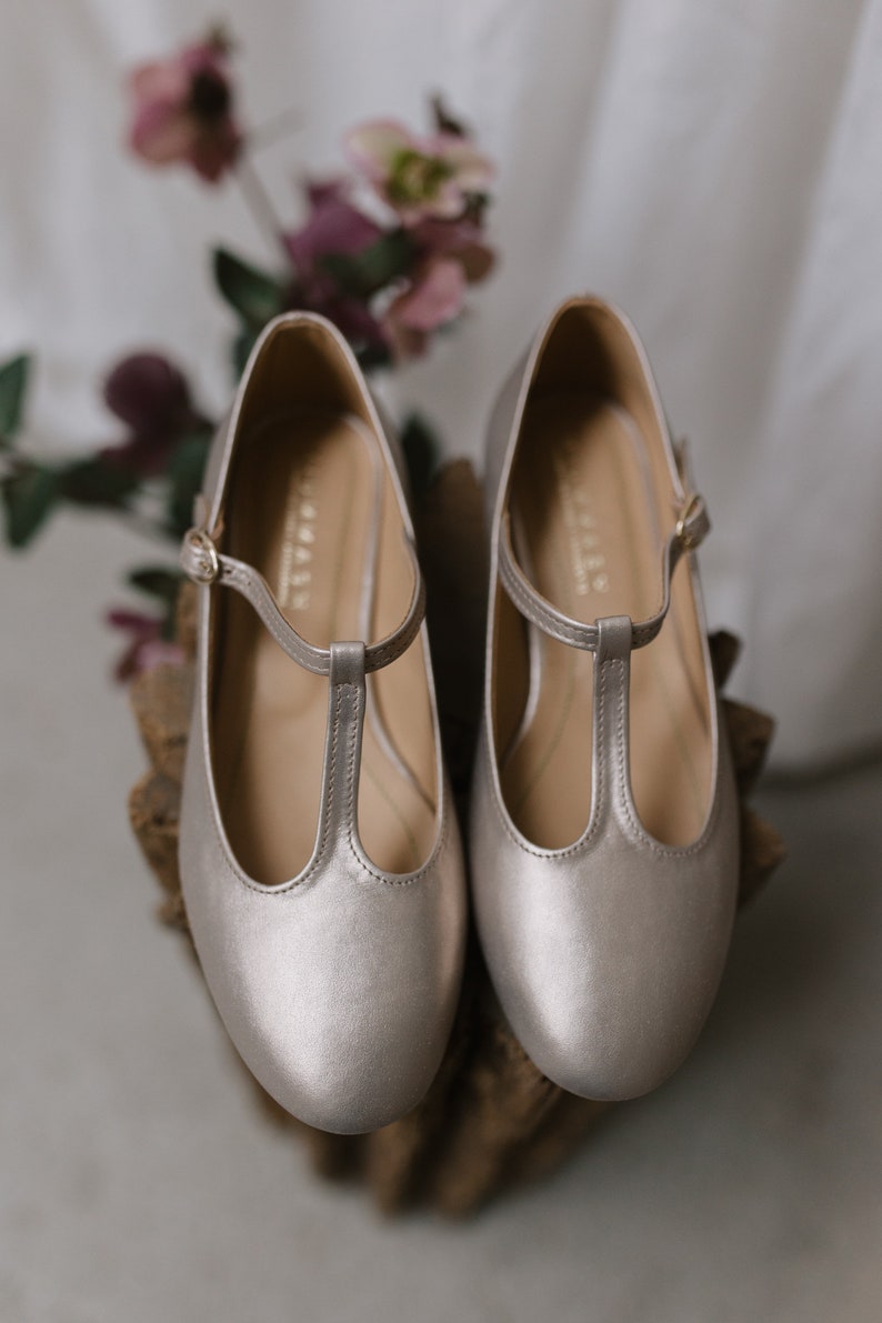 Zapatos planos de cuero dorado estilo retro, barra en T, zapatos mary jane, zapatos de novia, regalo para ella, zapatos de boda, imagen 3