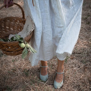 Mary-Jane-Stil natürliches Eukalyptus Wildleder, Mary Jane Heels Schuhe, Geschenk für sie, Retro Braut Schuhe, Naturliebhaber Bild 4