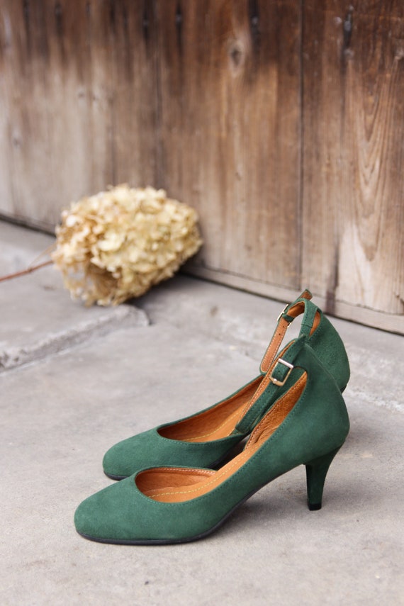 High Heels Natural Bottle Green Suede Leather, Decollate Shoes , Gift for  Her, Boho Style Shoes, Nature Lover, Boho Wedding - Etsy | Green shoes heels,  Boho style shoes, Green heels
