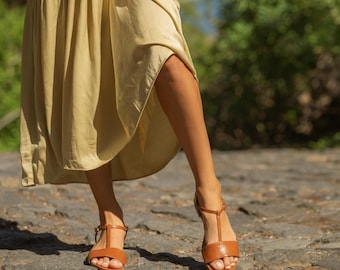 Sandalias de cuero hechas a mano: Pisos retro marrón coñac