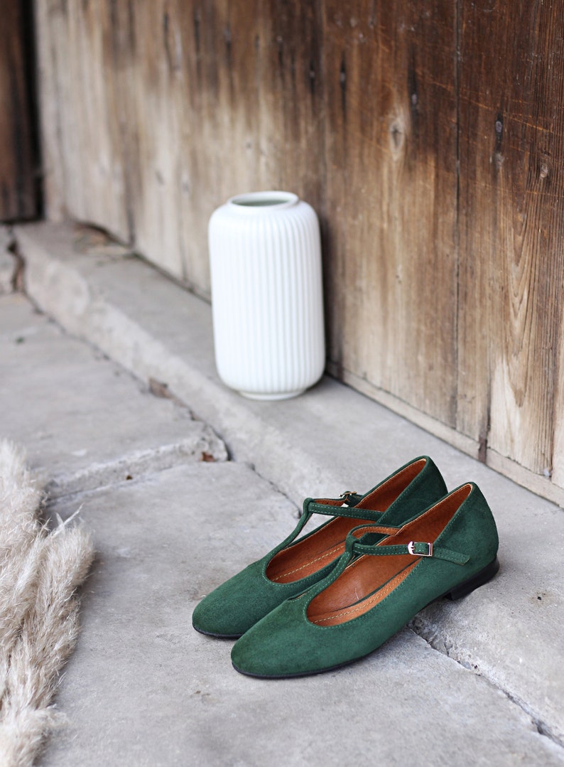 Retro style natural green suede leather ballet flats, leather t-bar shoes, matching mom and daughter shoes, gift for her, nature lover image 5