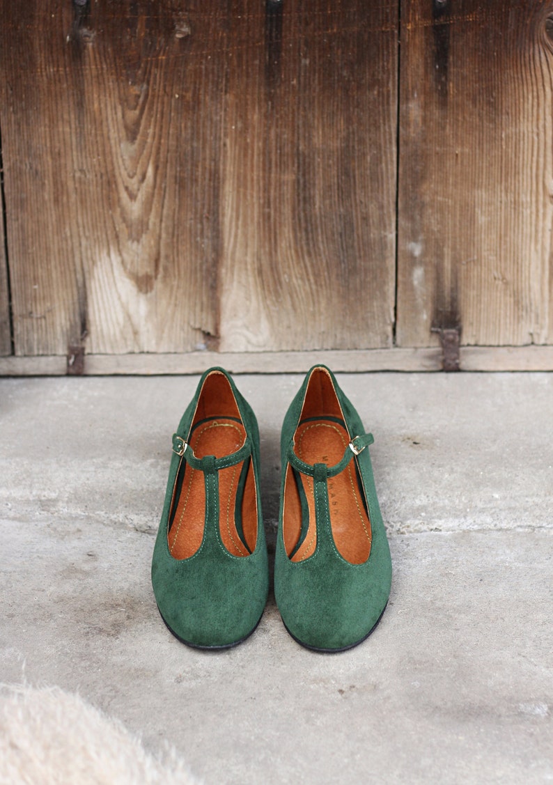 Retro style natural green suede leather ballet flats, leather t-bar shoes, matching mom and daughter shoes, gift for her, nature lover image 6