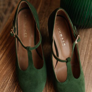 Retro style natural bottle green suede leather, t-bar shoes, high heels, gift for her, boho style shoes, classic wedding image 3