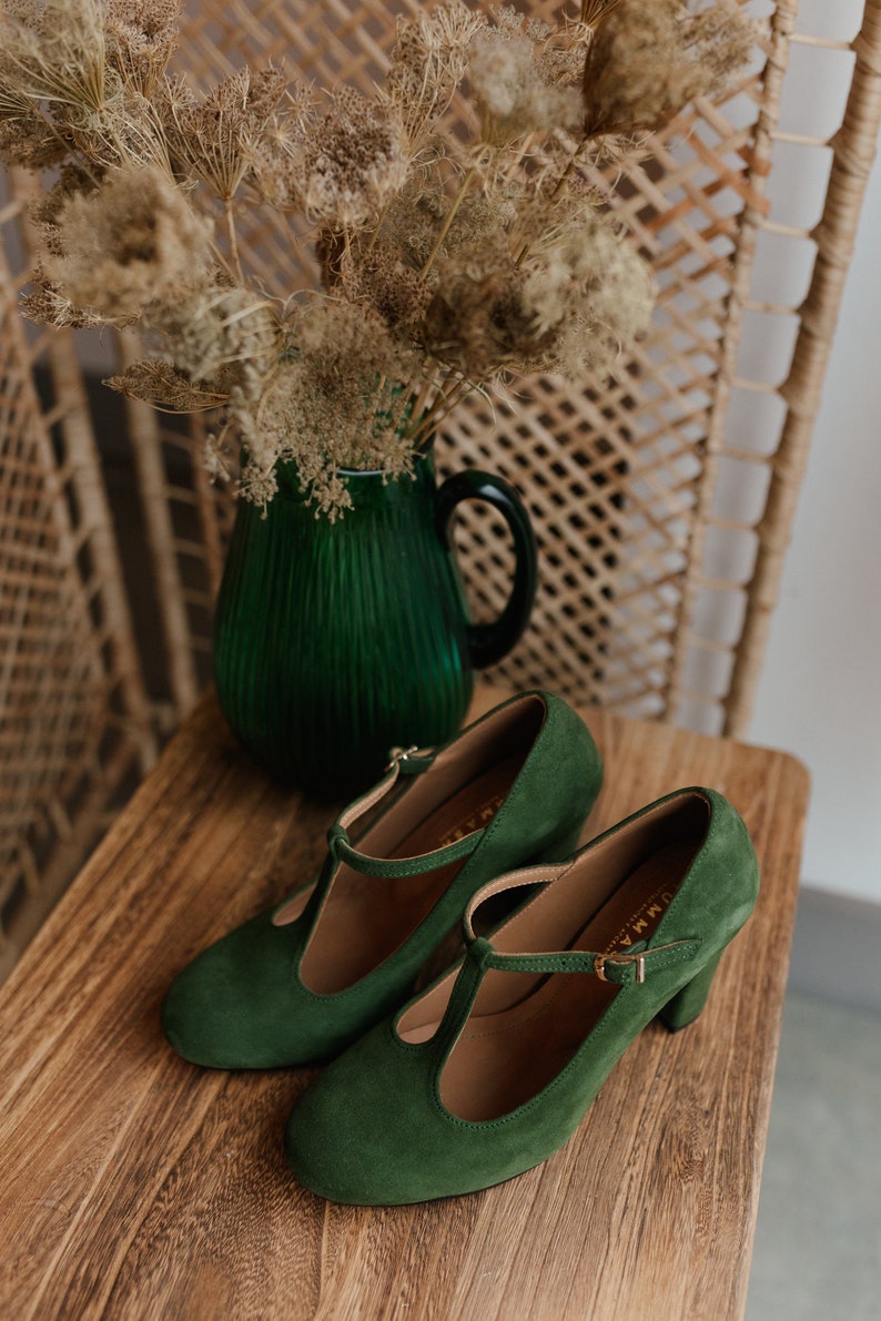 Retro style natural bottle green suede leather, t-bar shoes, high heels, gift for her, boho style shoes, classic wedding image 5