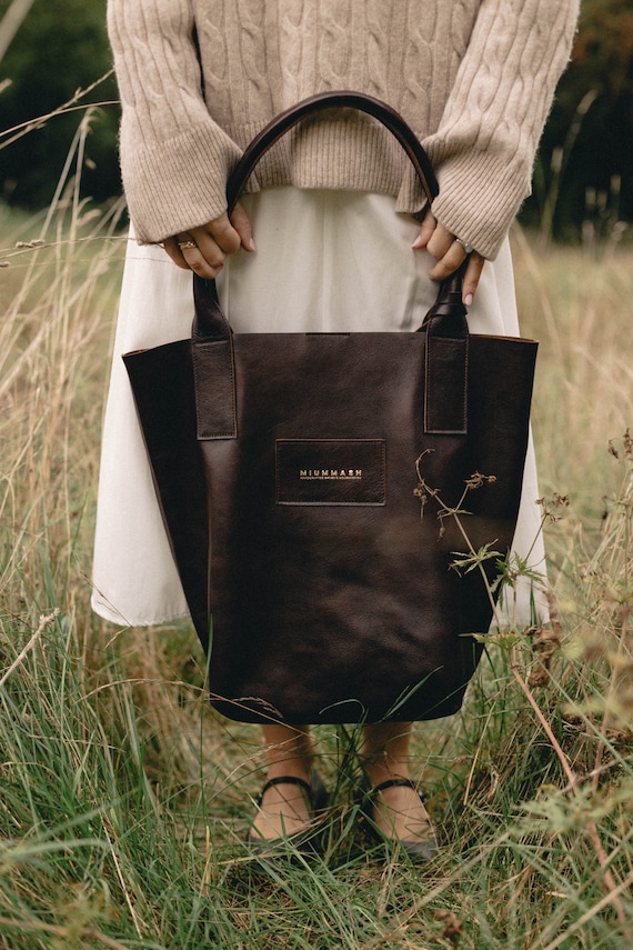 Handmade Chocolate Brown Leather Shopper Tote Bag: Minimalist Style