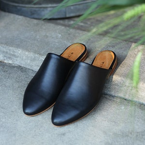 Classic natural full grain black leather Mules, gift for her, boho style shoes, nature lover image 4
