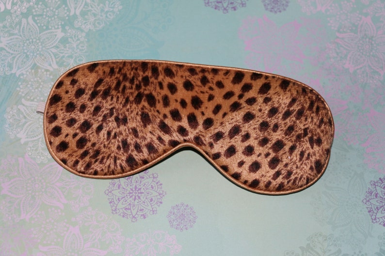 Sleeping mask animal print image 1