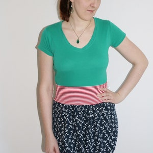 Pump skirt with darkblue anchors image 2
