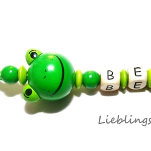 Keychain with name personalized frog