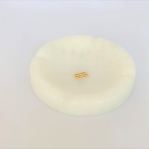 Ashtray made of onyx marble