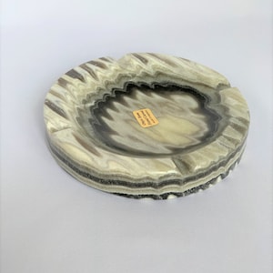 Ashtray made of onyx marble