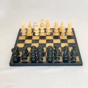 Onix marble chess
