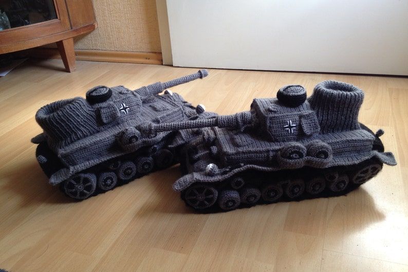 Panzer slippers crochet pattern German, detailed DIY, detailed, Pz Kpfw IV, various sizes, Panzer slippers, gifts for him image 9