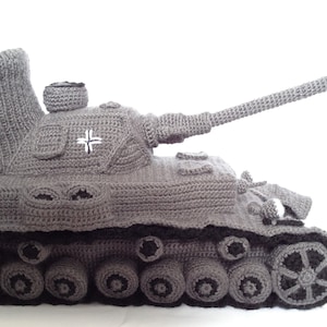 Panzer slippers crochet pattern German, detailed DIY, detailed, Pz Kpfw IV, various sizes, Panzer slippers, gifts for him image 3