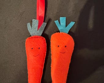 Carrot decoration- Carrot magnet- Felt carrot- Handmade carrot decoration