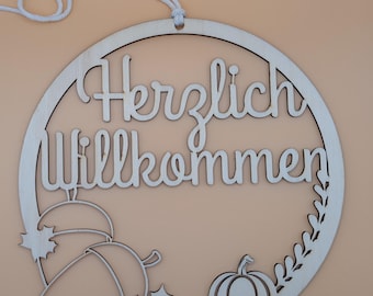Herzlich Willkommen Herbst | Türkranz aus Holz | Nachhaltiges Türschild zum Verzieren und verschenken Türkranz aus Holz Herbst