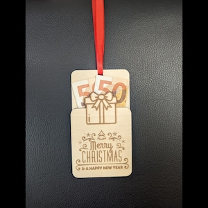 Geschenkkarte aus Holz Weihnachtsgeschenk - Kreditkartengröße - Nachhaltiger Geschenkanhänger aus Holz zu Weihnachten - Weihnachtsgeschenk