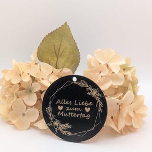 Ciondolo per la festa della mamma - Ciondolo in legno per la festa della mamma - Regalo in legno sostenibile - Incisione laser - Mamma