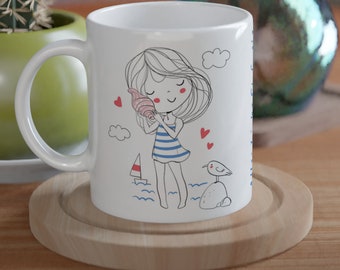 Individualisierbare Tasse mit Mädchen mit Muschel am Meer - maritimes Sommer Motiv - Keramiktasse 325ml groß - tolles Geschenk für Freundin