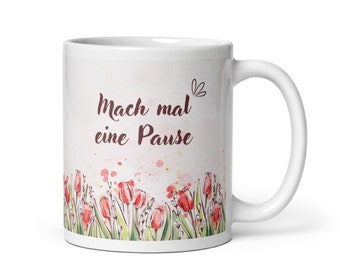 Tasse mit Motiv / Spruch - hübscher Kaffeebecher mit Henkel - Keramiktasse 300 ml groß - Gute Laune Tasse mit Tulpen in der Blumenwiese