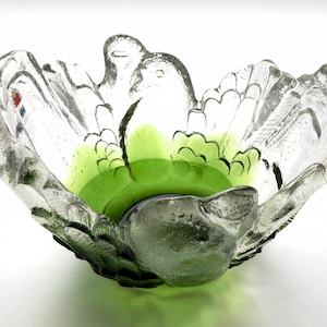 Bol Humppila Pigeon (Kyyhky) en verre vintage vert signé Art Glass par Pertti Santalahti Kumela Finlande