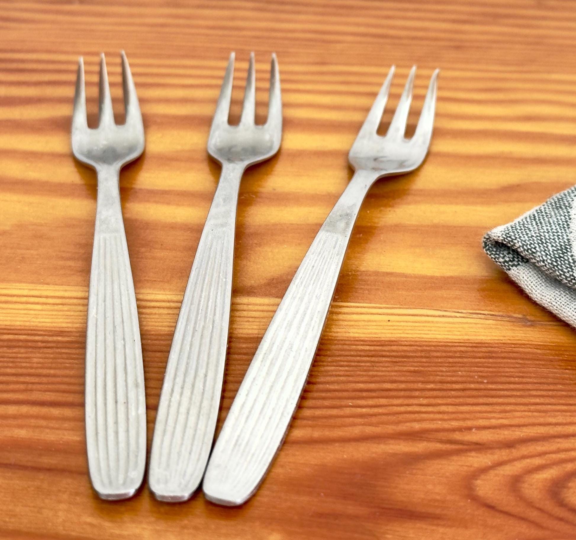 Hackman Finland Scandia (ideal) Three Little Forks Classic Vintage