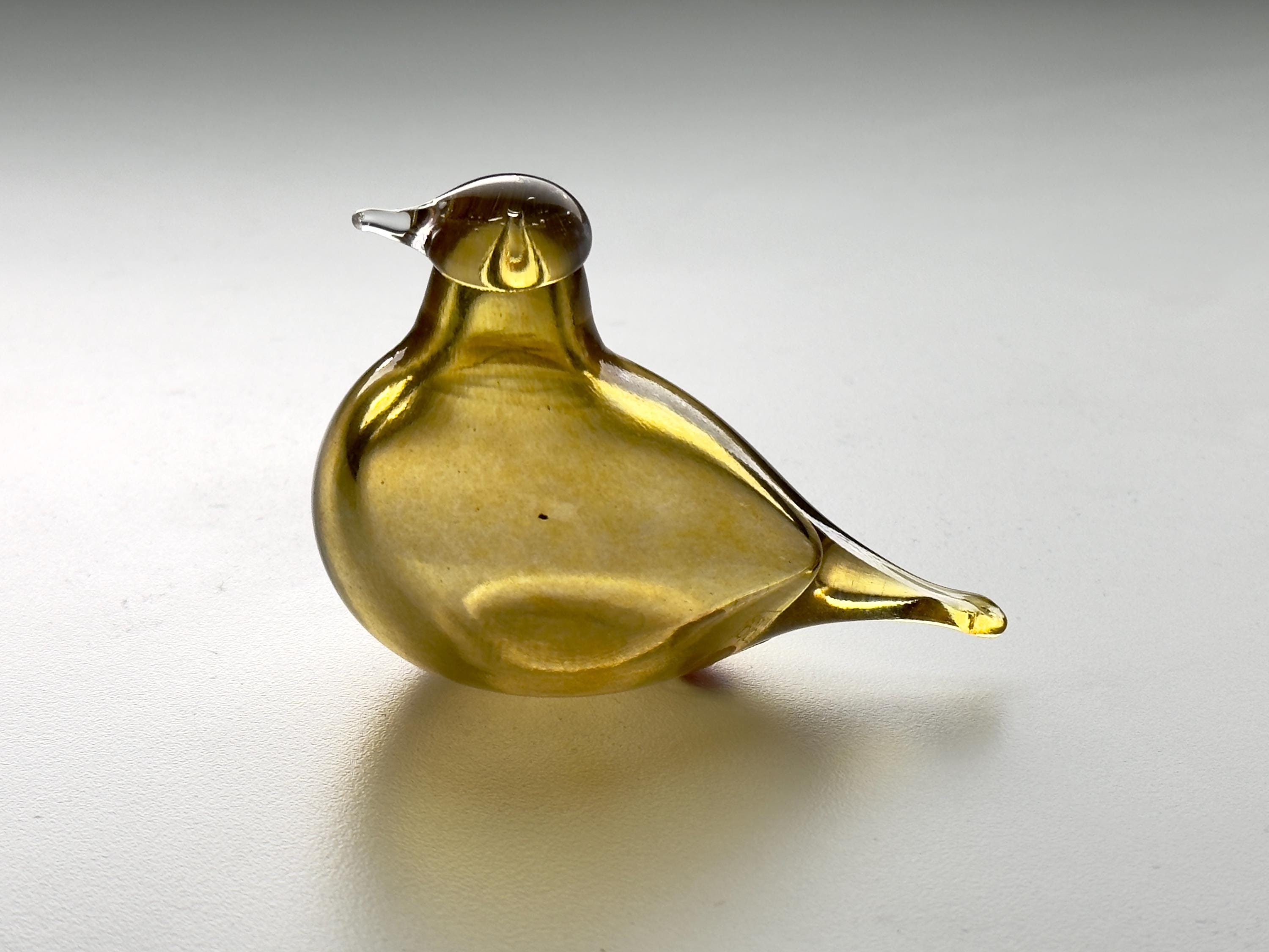 Oiva Toikka Little Tern (tirri) Yellow Art Glass Bird