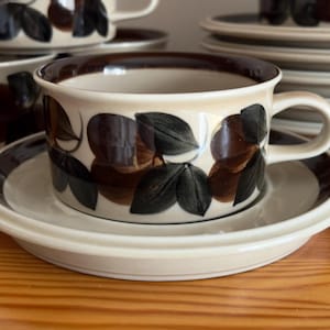 Arabia Finland Ruija Tea Cup With Saucer Rare Vintage Design Stoneware Ceramic by Raija Uosikkinen