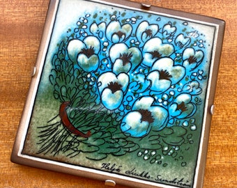 Arabia Finland Orvokkini Tummasilmä My Violet Dark Eye Wall Plate by Heljä Liukko-Sundström Very Rare