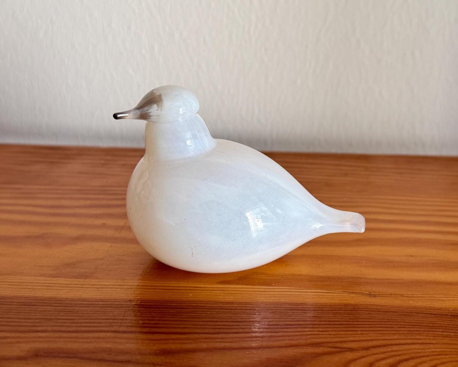 Nuutajärvi oiva toikka  Bunting Oiva Toikka Snow Bunting (pulmunen) Glass Bird Opal White
