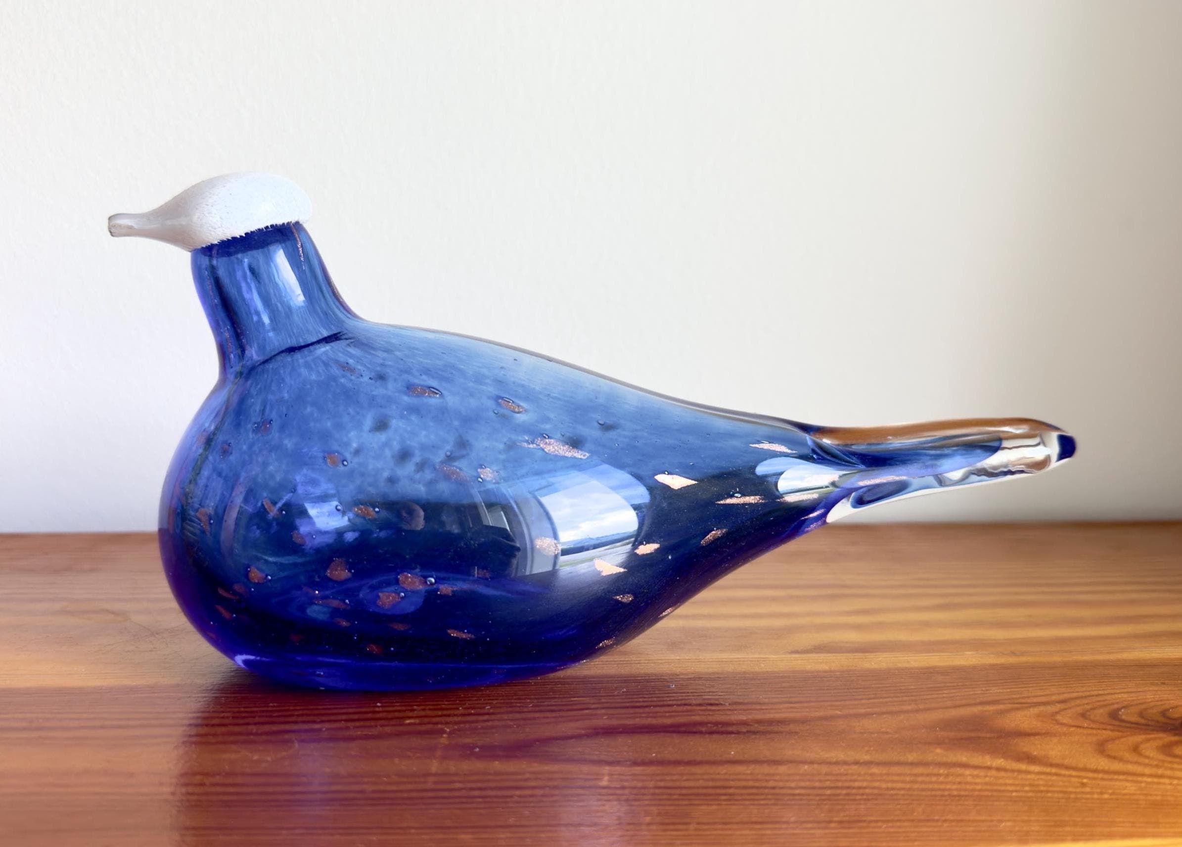 ヴィンテージ フィンランドのオイバ・トイッカ デザイン によるガラスの鳥の置物 ガラス装飾 鳥 ヴィンテージデザイン ブルーアートガラス フィンランド